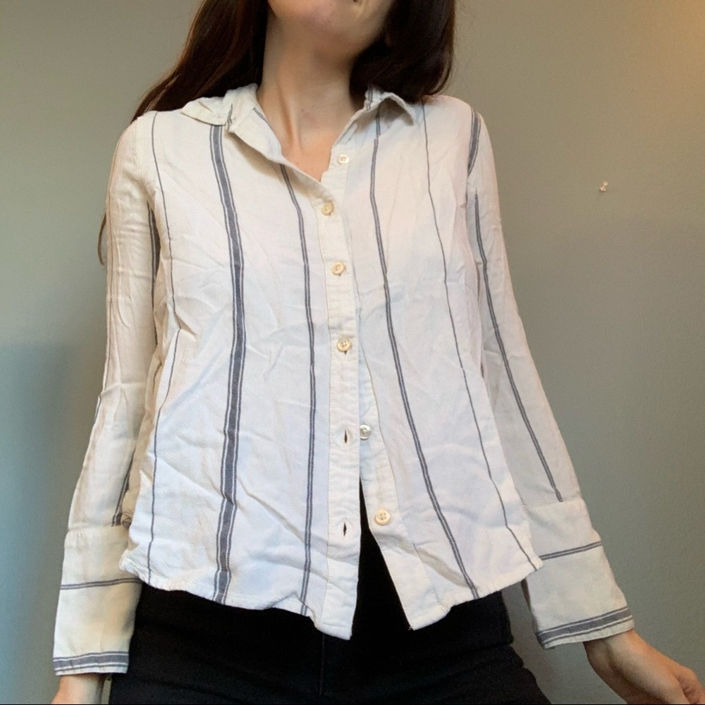 Striped Collared Button Up - Picture 3 of 4